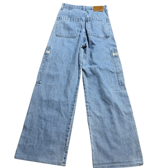 👖 Levi’s High Loose Cargo Jeans Women’s 24‎ Blue Denim Wide Leg Utility 👖 - Picture 2 of 7